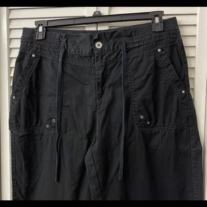 Women’s Capris/Black (Size 14)